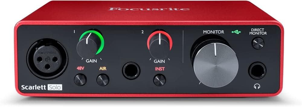 Focusrite Scarlett Solo Interfaz de audio USB de tercera generación para guitarristas, vocalistas, podcasters o productores para grabar y reproducir sonido con calidad de estudio | 1 preamplificador de micrófono XLR, 1 entrada de instrumento Hi-Z, 24 bits/192 kHz, rango de ganancia de 56 dB, modo aire, compatible con macOS/Windows/iPadOS