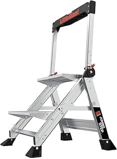 Escaleras Little Giant, escalón gigante, 2 escalones, 2 pies, taburete con escalón, aluminio, tipo 1AA, clasificación de peso de 375 libras, (11902), plateado | Taburete plegable de aluminio, peldaños extra anchos tipo escalera, pasamanos giratorio, bandeja para herramientas, 375 lbs. Capacidad de peso