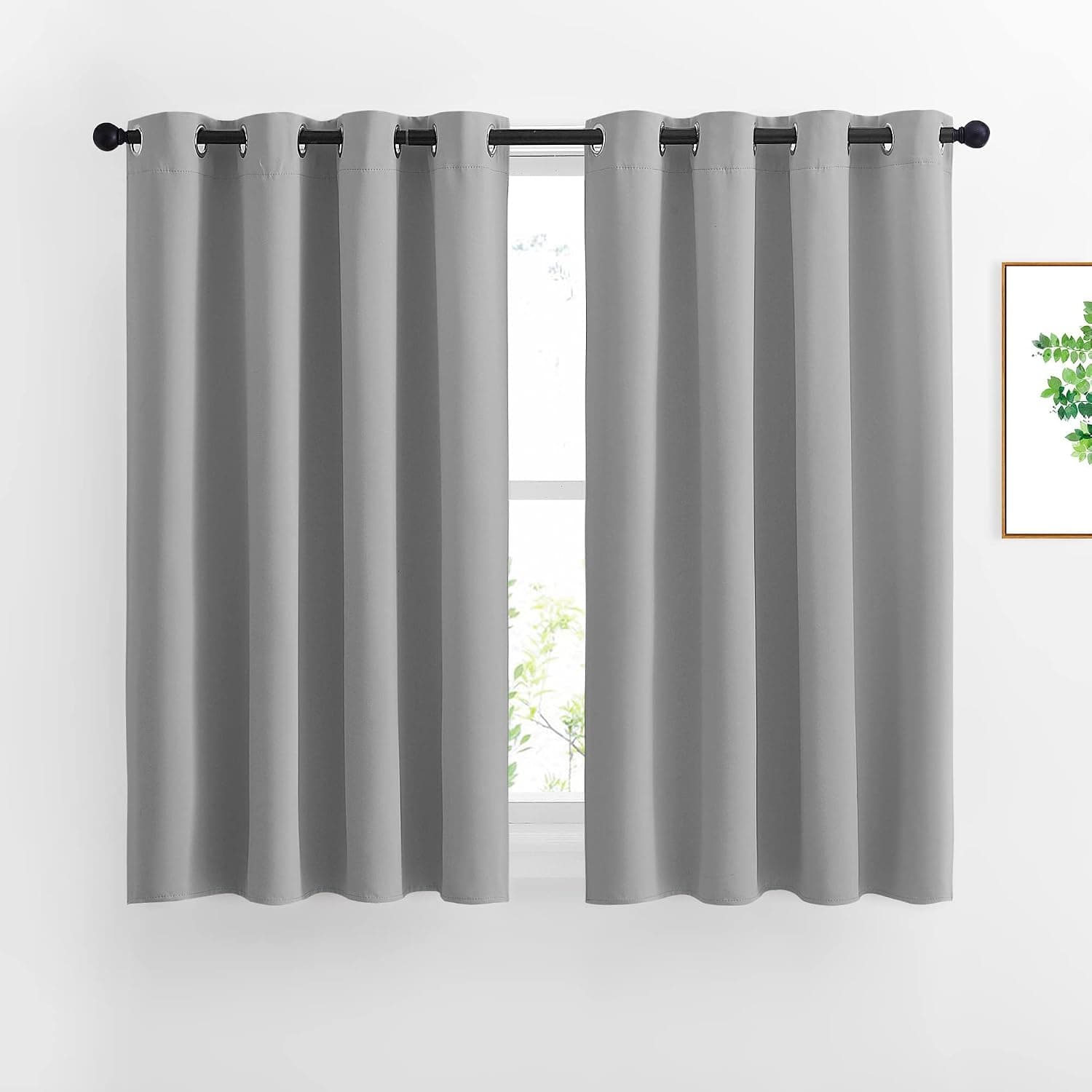 NICETOWN Paneles de cortinas opacas para dormitorio, tratamiento de ventana con aislamiento térmico, cortinas verticales con ojales sólidos para guardería (1 par, 52 por 54 pulgadas, gris plateado)