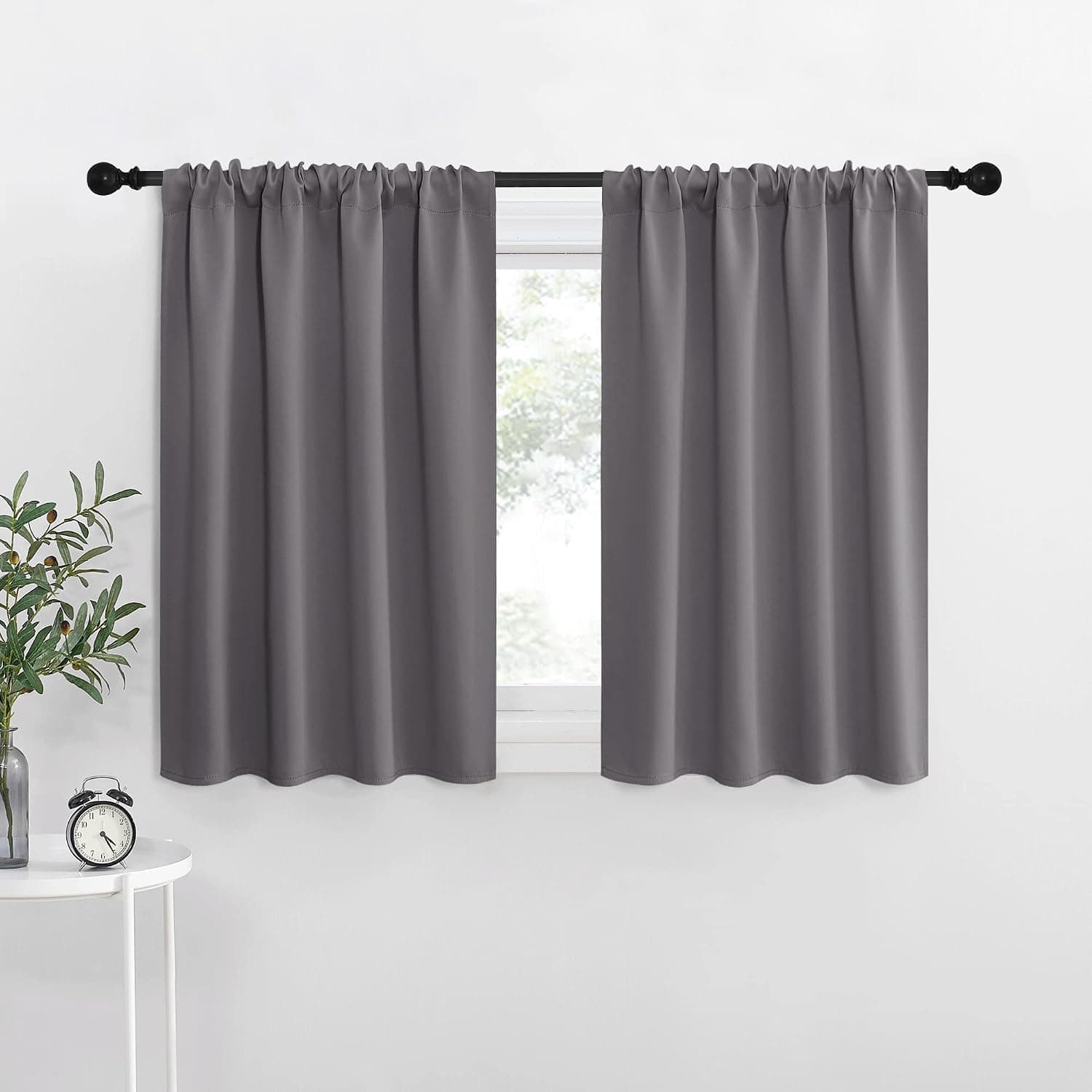 NICETOWN Cortinas opacas grises para dormitorio de 42 pulgadas de ancho x 36 pulgadas de largo, 2 paneles | Persianas de bolsillo con varilla aislante térmica para decoración del hogar, cortinas para ventanas pequeñas de cocina, decoración de oscurecimiento de habitación con bloqueo de luz