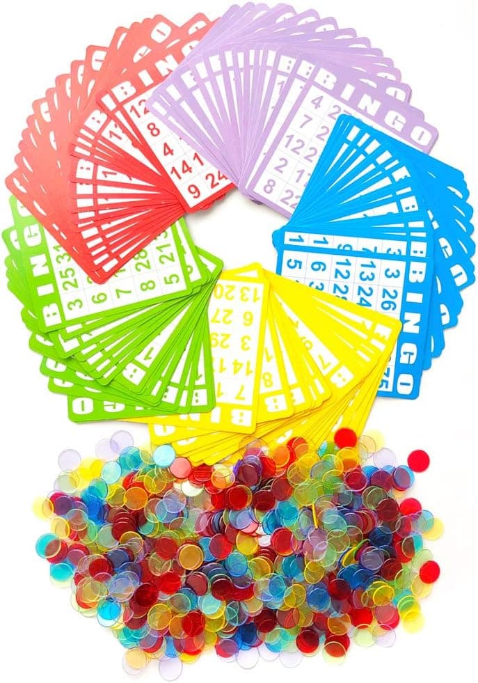 YH Poker Yuanhe Juego de cartas de bingo: incluye 100 cartas de bingo y 1000 fichas de bingo transparentes de colores, ideal para juegos de bingo, juegos de cartas, juegos de aula escolar, actividades de reunión familiar