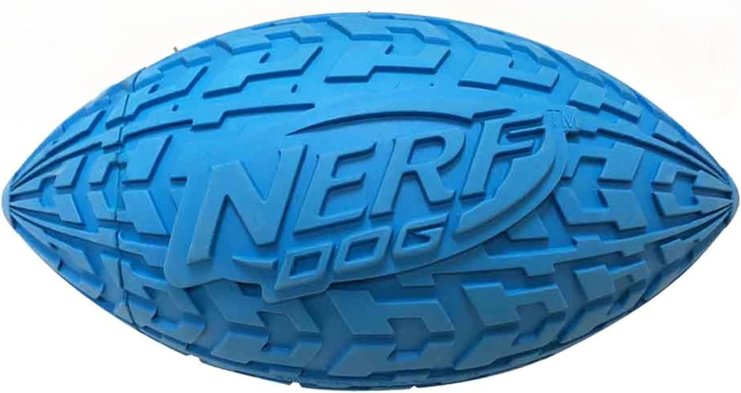 Nerf Dog Tire Squeak Football Juguete para Perros al Aire Libre, 6 Inch Dog Football Squeaking Toy para Razas Medianas y Grandes, Azul