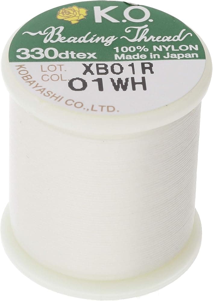 Hilo de nailon para cuentas KO, color blanco, 100% nailon japonés preencerado, 330TEX, cordones para anudar resistentes a enredos, carrete de 50 m, uso para proyectos de cuentas de semillas, trabajo en telar y tejido de cuentas