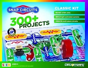 Kit de exploración electrónica Snap Circuits Classic SC-300 | Más de 300 proyectos | Piezas manuales a todo color | Juguete educativo STEM para niños mayores de 8 años 2,3 x 13,6 x 19,3 pulgadas