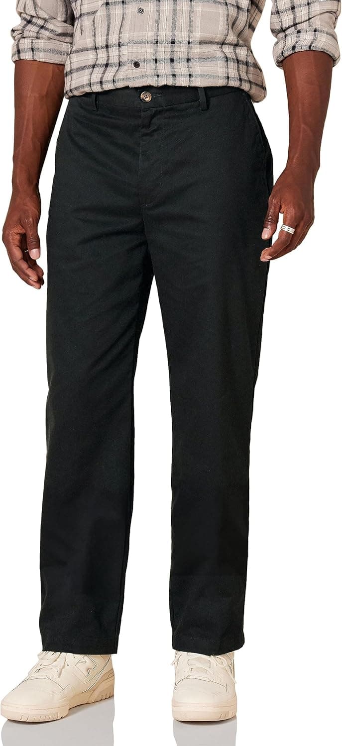 Pantalón chino elástico frontal plano con ajuste clásico Amazon Essentials para hombre